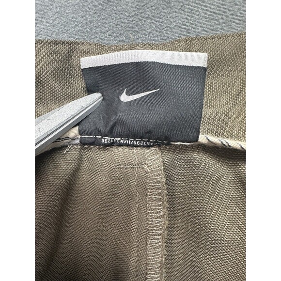 Nike Golf DriFit Mens Shorts Size 40 Tan Khaki Chino Zip Fly Pleated STAINS - Picture 6 of 16